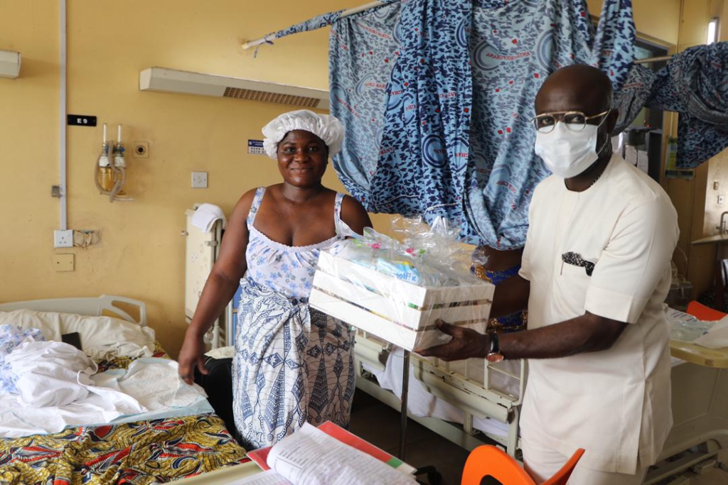 Asante Bediatuo family reaches out to Korle-Bu Maternity Ward