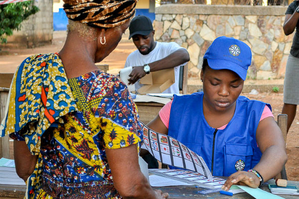 Voting in Ghana 3x2 1