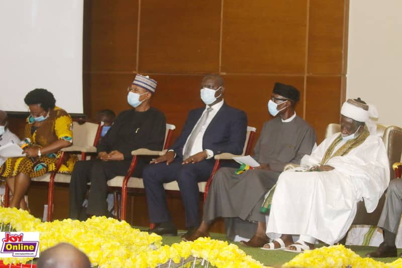 Photos: Akufo-Addo, Mahama commit to peace ahead of election