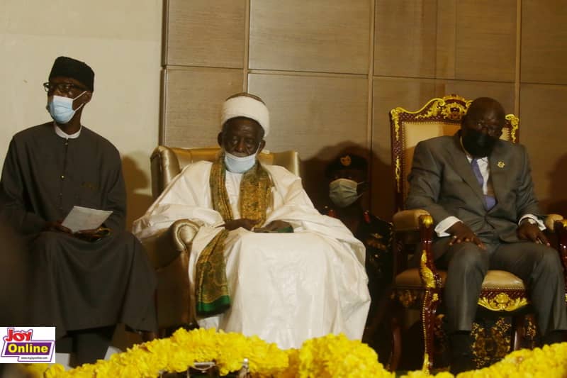 Photos: Akufo-Addo, Mahama commit to peace ahead of election