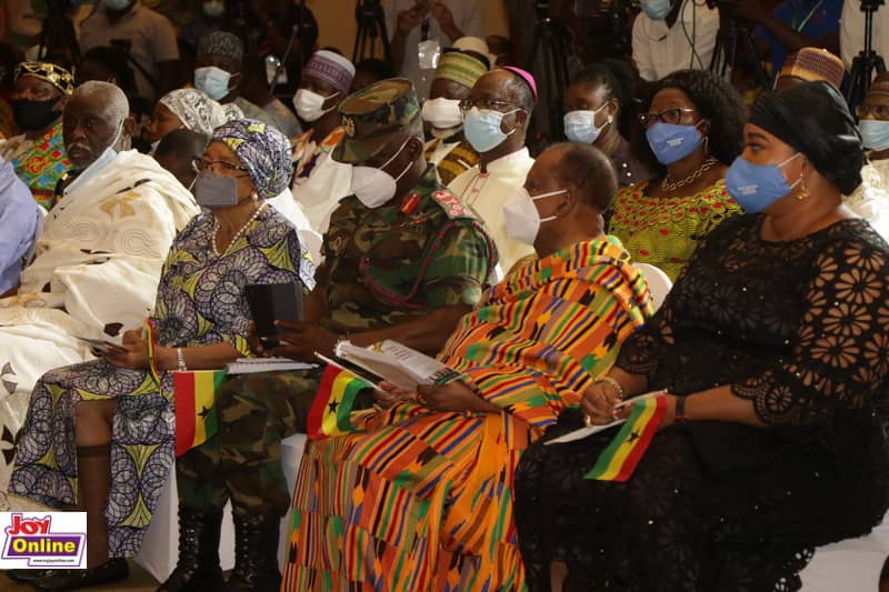 Photos: Akufo-Addo, Mahama commit to peace ahead of election