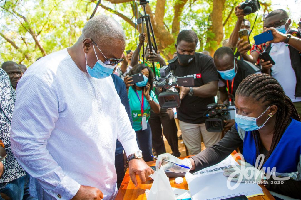 Mahama expresses worry over hitches being reported at polling stations Mahama expresses worry over hitches being reported at polling stations