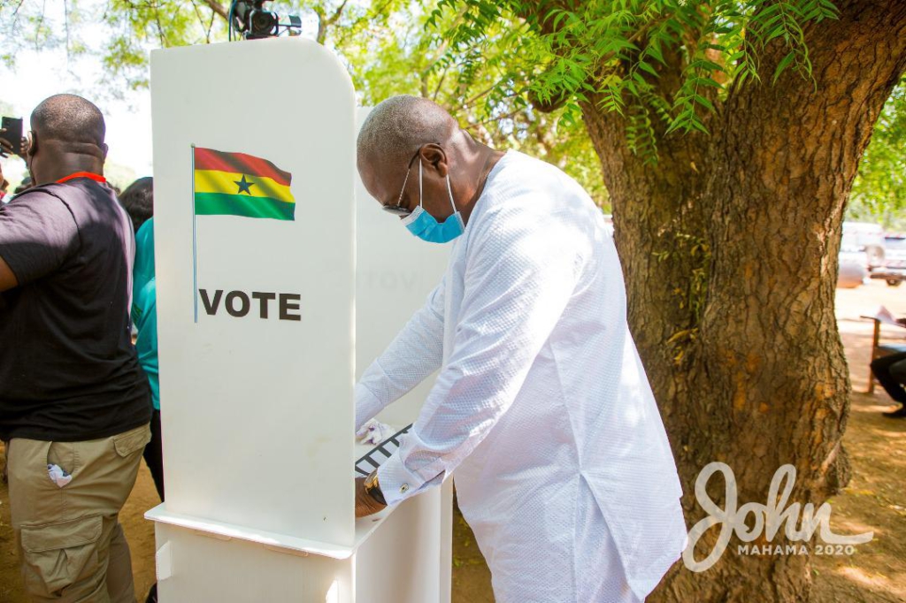 Mahama expresses worry over hitches being reported at polling stations Mahama expresses worry over hitches being reported at polling stations