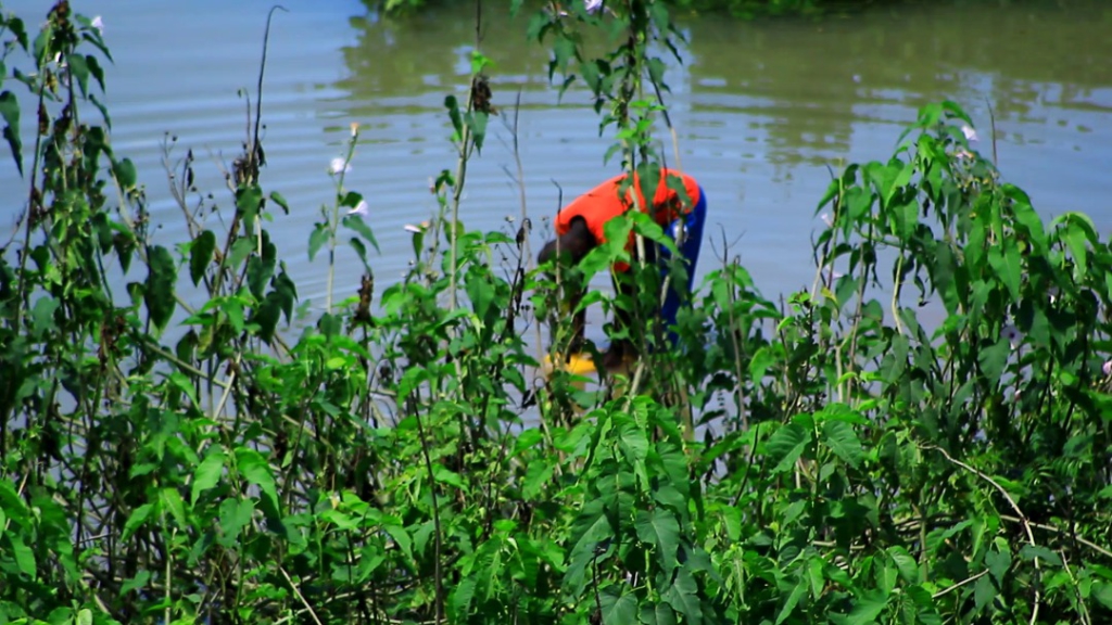 Buipe residents turn Black Volta into dumping site, defecation point