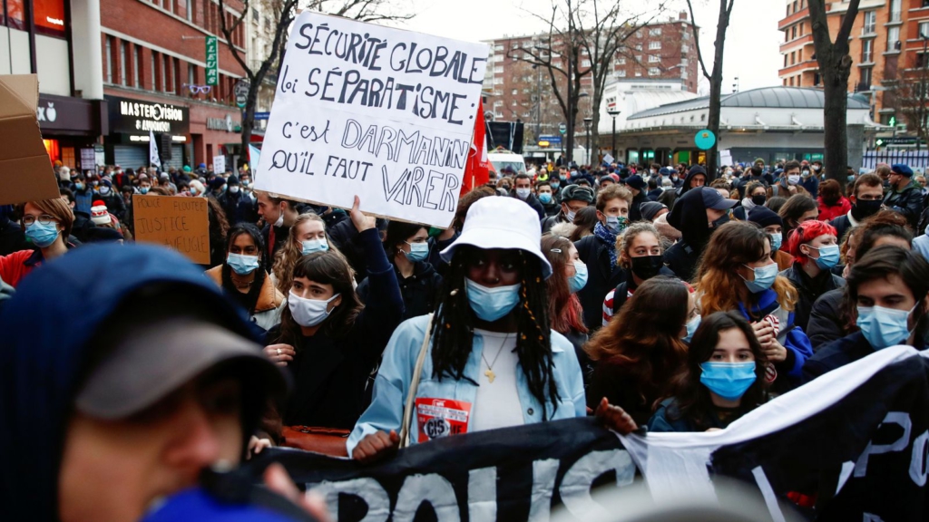 Paris protests: Police clash with protesters as violence flares at anti-security bill demonstrations