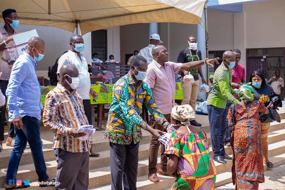 Deputy Education Minister, Yaw Adutwum fetes widows at Bosomtwe