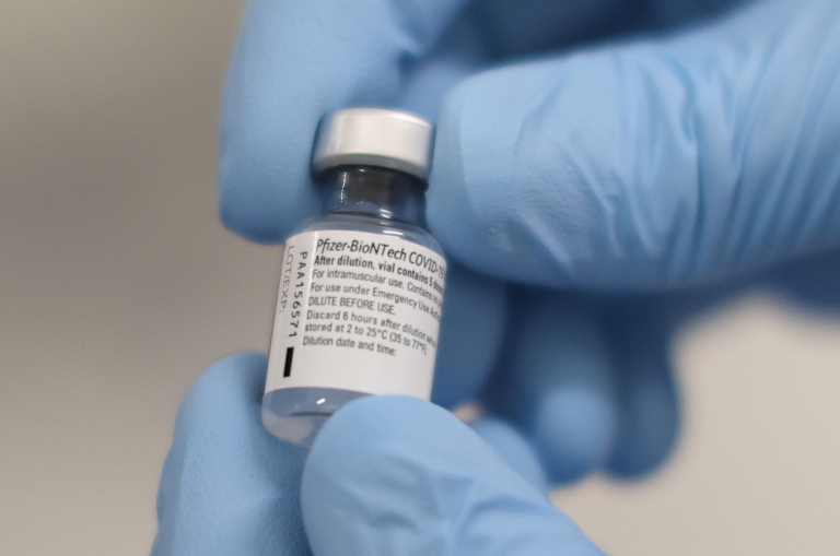 Coronavirus: Germany facing '10 tough weeks' of vaccine shortages