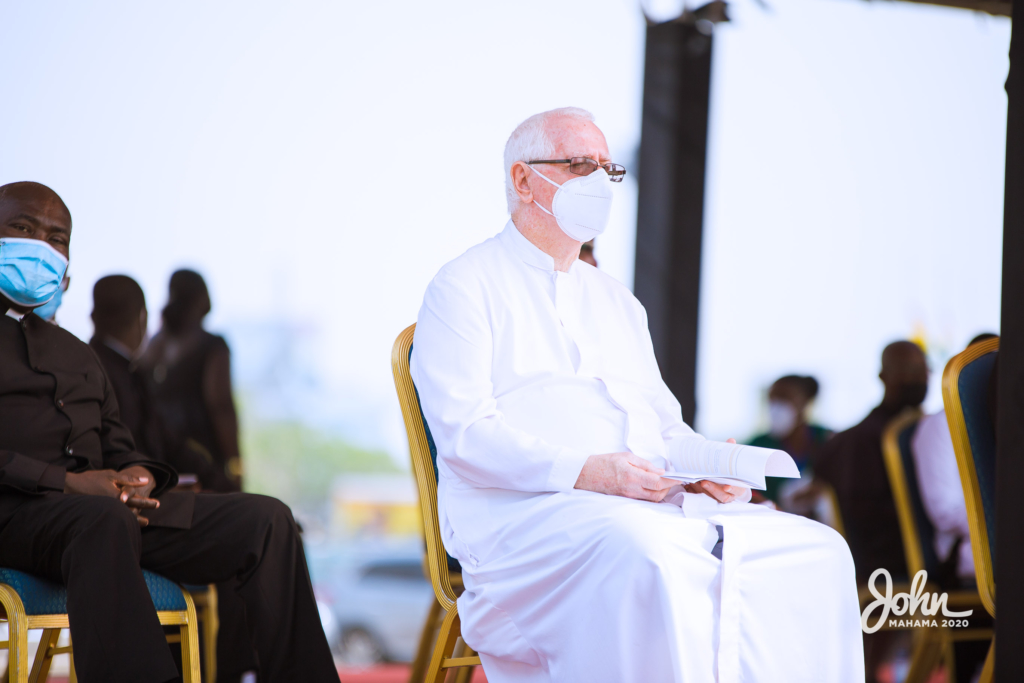 Photos: John Mahama at the burial service for Rawlings