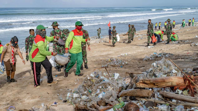 Bali's Kuta Beach cleared of tons of plastic waste