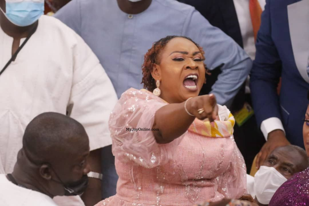 Photos: Confusion rocks inauguration of 8th Parliament