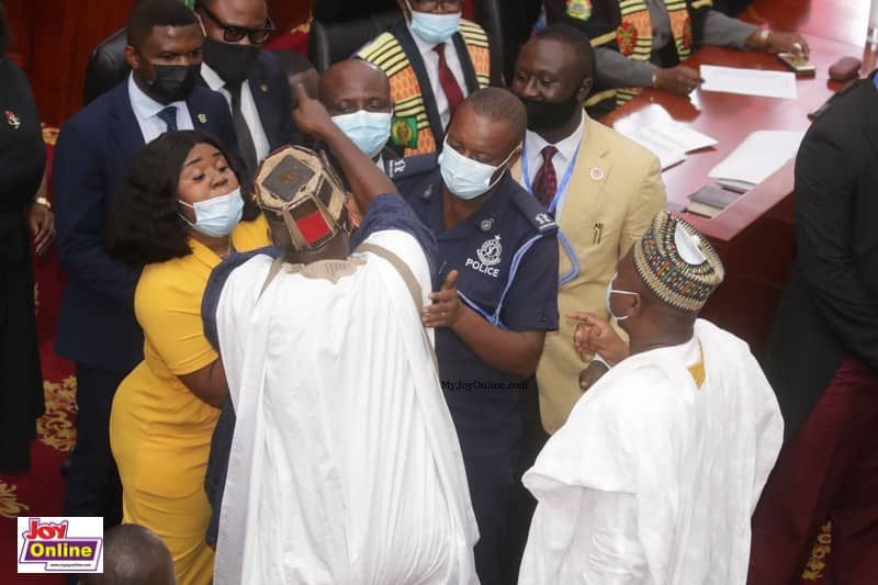 Photos: Confusion rocks inauguration of 8th Parliament