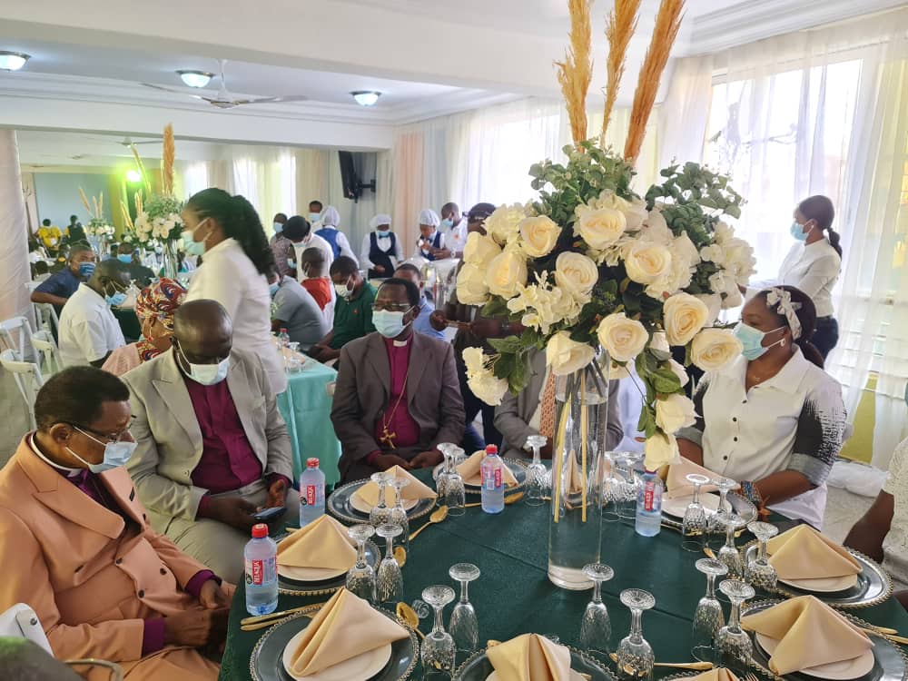 Photos: Bawumia and wife at New Year lunch hosted by Ashanti pastors, chiefs