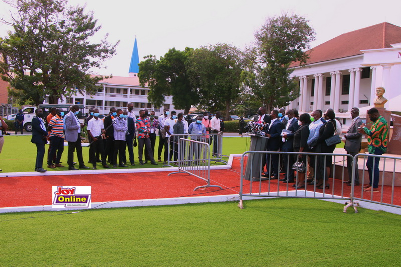 Photos: Supreme Court resumes sitting, hears Mahama's new applications