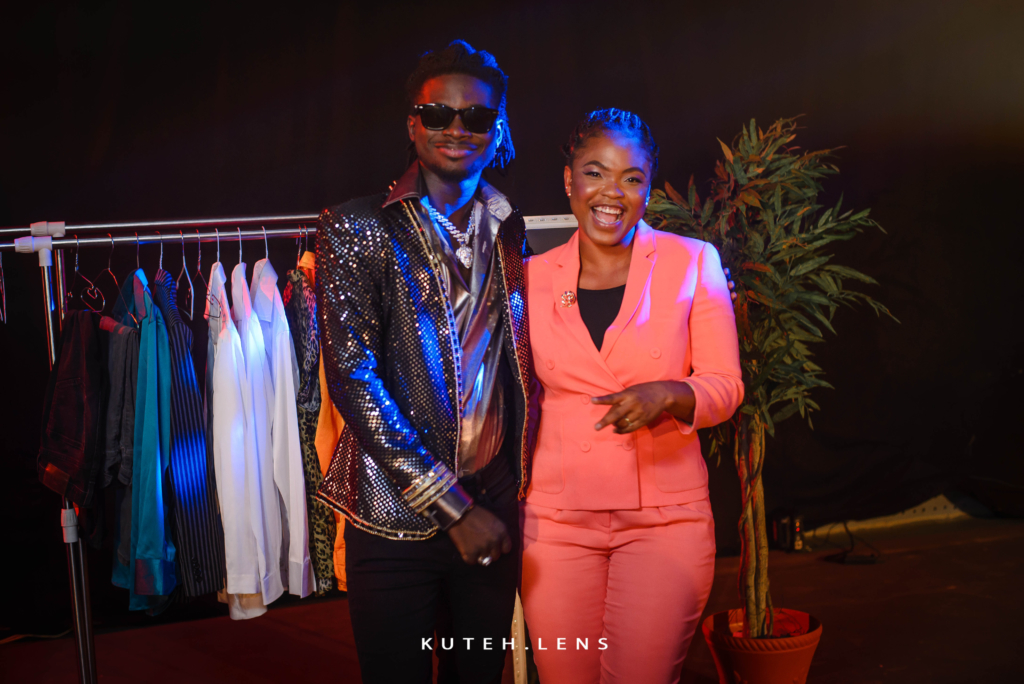 Kuami Eugene releases visuals for 'Amen'; features Hitz FM’s Doreen Avio in video