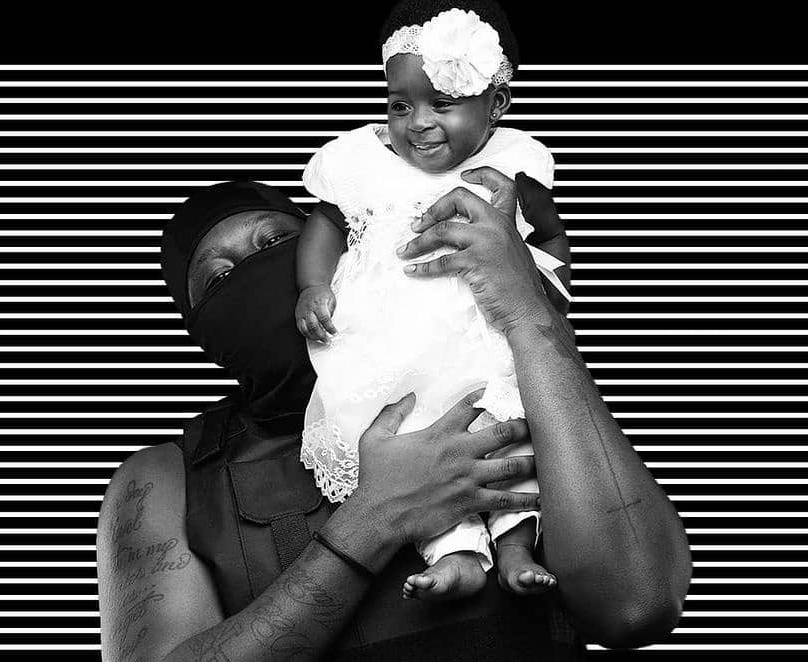 Medikal and Fela Makafui finally shows off daughter's face