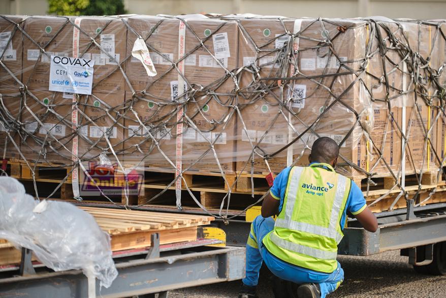 Photos: First batch of Covid-19 vaccines arrive at Kotoka International Airport