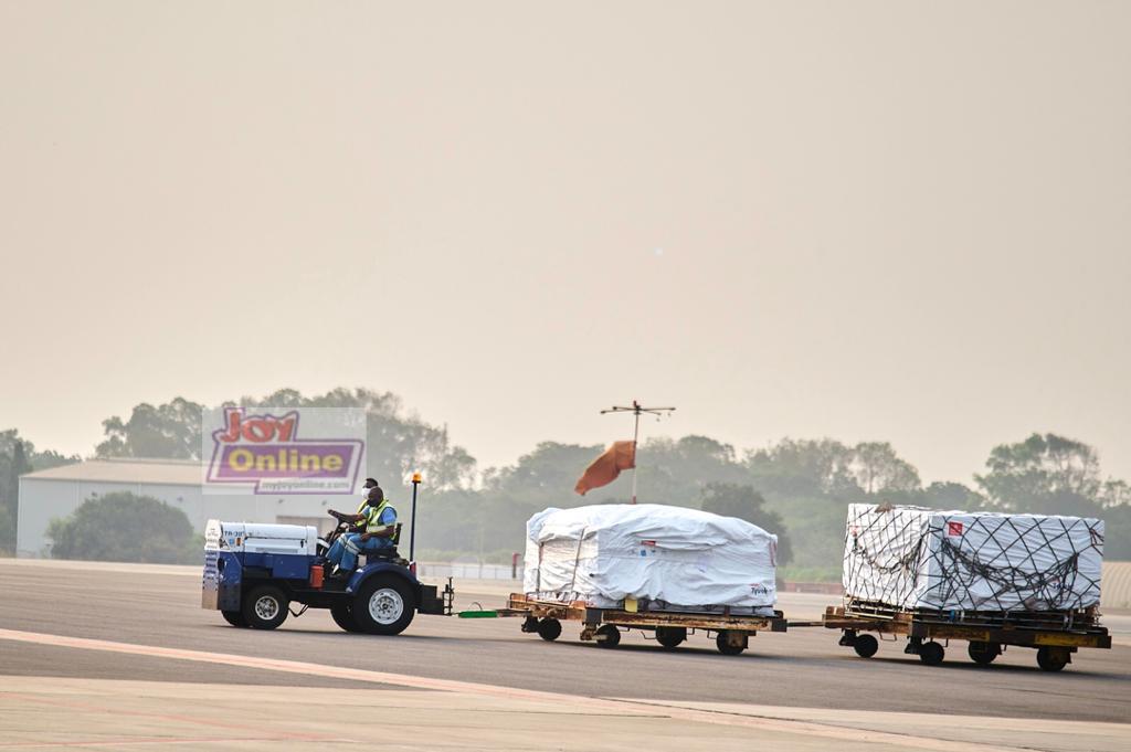 Photos: First batch of Covid-19 vaccines arrive at Kotoka International Airport