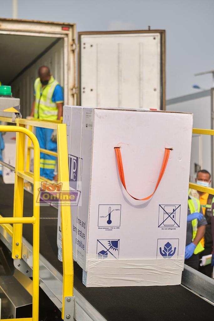 Photos: First batch of Covid-19 vaccines arrive at Kotoka International Airport