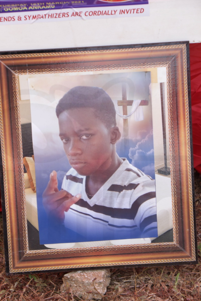 Photos: Apam; a town in pain and sorrow as it buries 13 teens