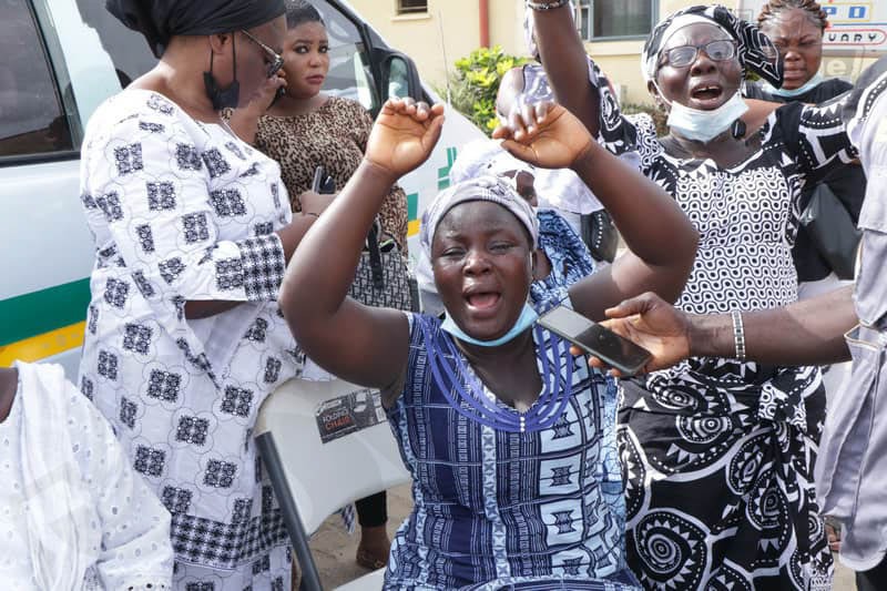 Photos/Videos: Hundreds gather to bid farewell to victims of Apam drowning