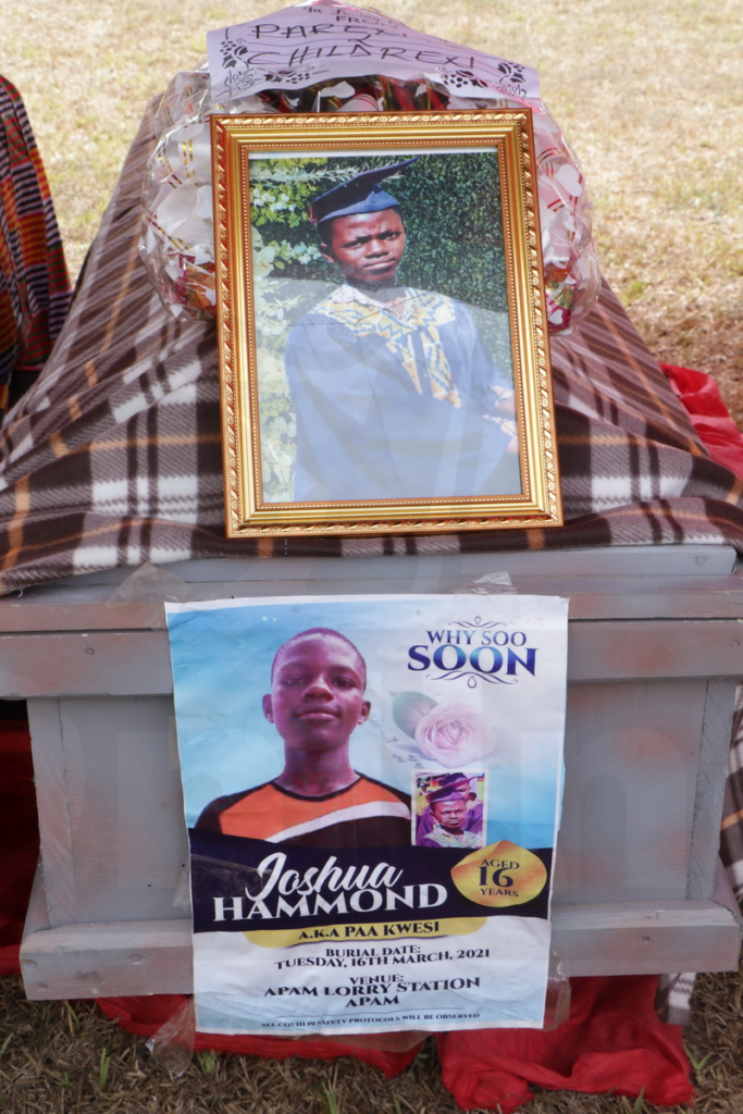 Photos: Apam; a town in pain and sorrow as it buries 13 teens