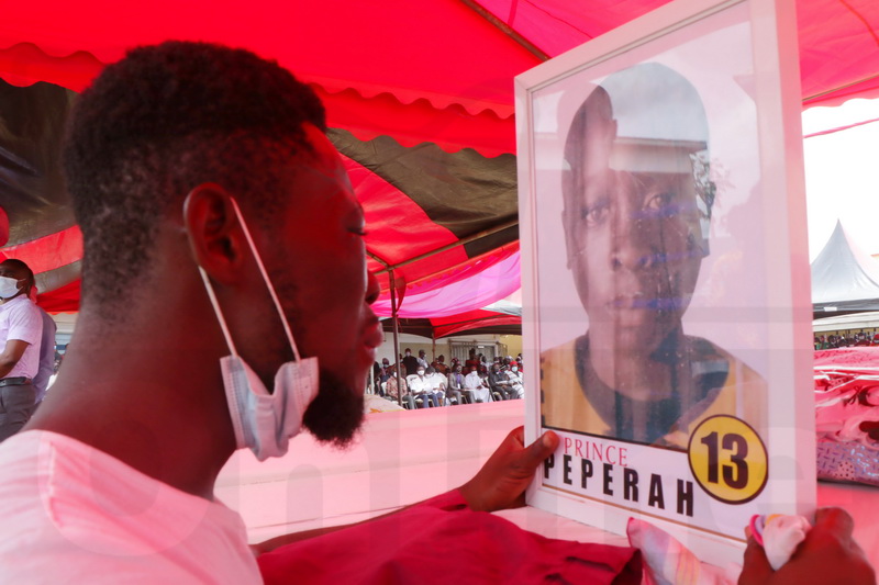 Photos: Apam; a town in pain and sorrow as it buries 13 teens