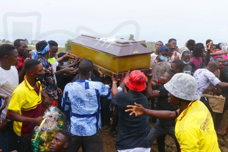 Photos: Apam; a town in pain and sorrow as it buries 13 teens