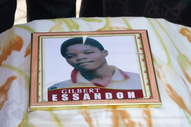 Photos/Videos: Hundreds gather to bid farewell to victims of Apam drowning