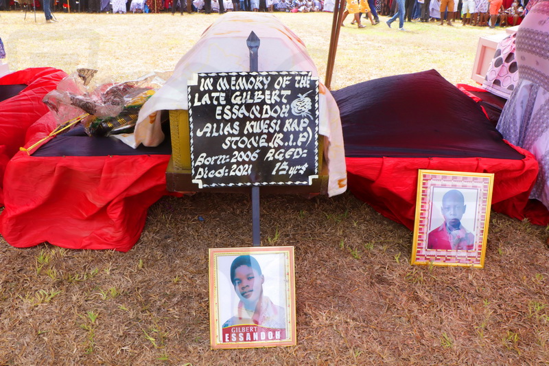 Photos: Apam; a town in pain and sorrow as it buries 13 teens