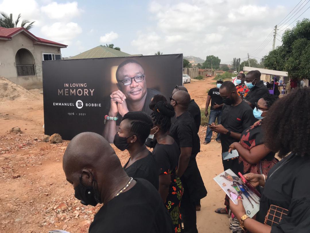 Photos: Burial service for popular Ghanaian photographer, Bob Pixel