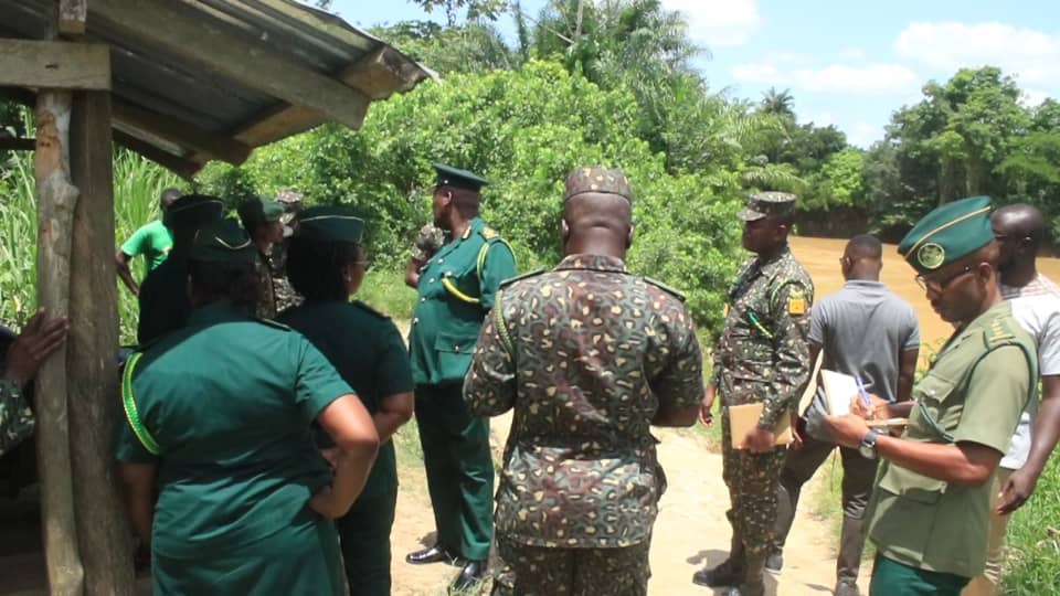 Western Regional GIS Commander inspect Elubo border for compliance of Akufo-Addo's directive