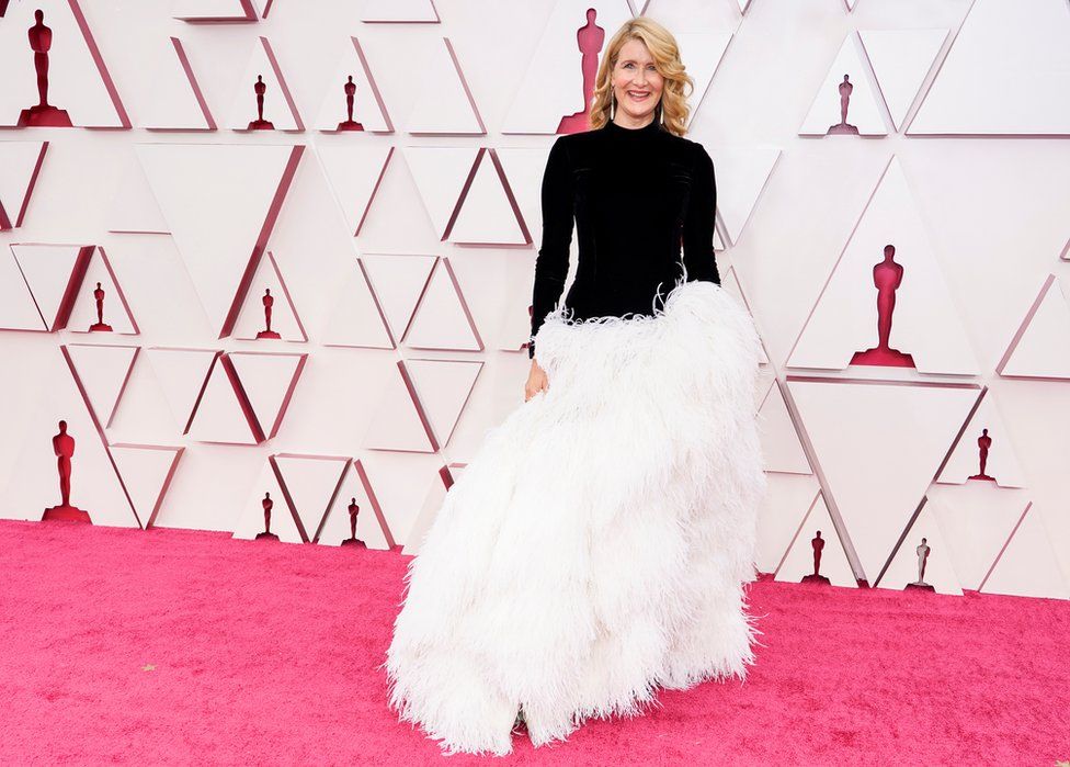 Oscars 2021: 13 major red carpet looks from the Academy Awards