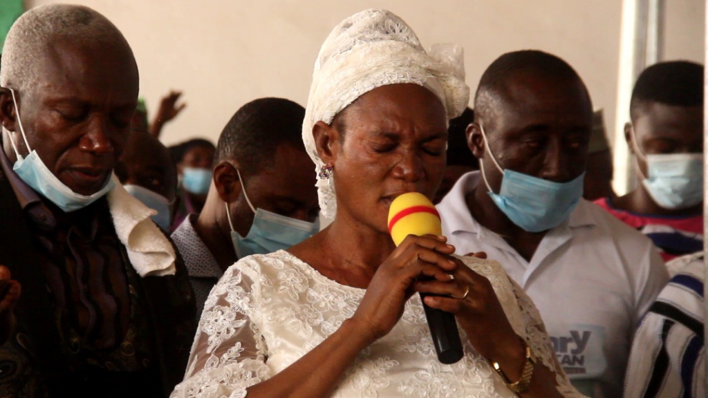 Christian congregation donates ¢10k to Kumasi Central Mosque for Ramadan