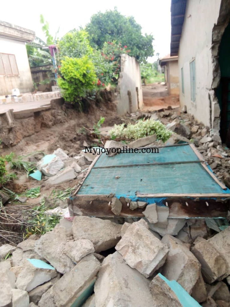 2 dead, 3 injured and others displaced following heavy downpour in Ashanti Region