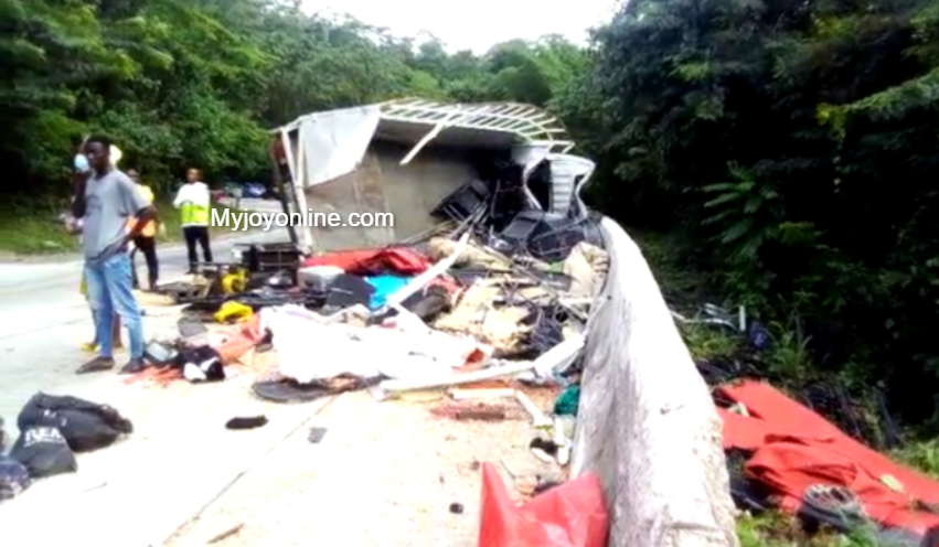 6 dead in Kwahu-Atibie accident, one in critical condition