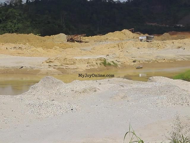 Galamsey: Desilting and dredging of the Offin river underway
