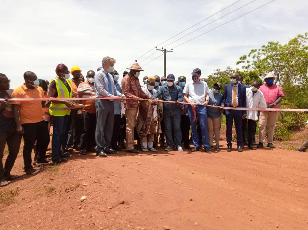 Minister breaks ground for rehabilitation of 670km of feeder roads in Upper West