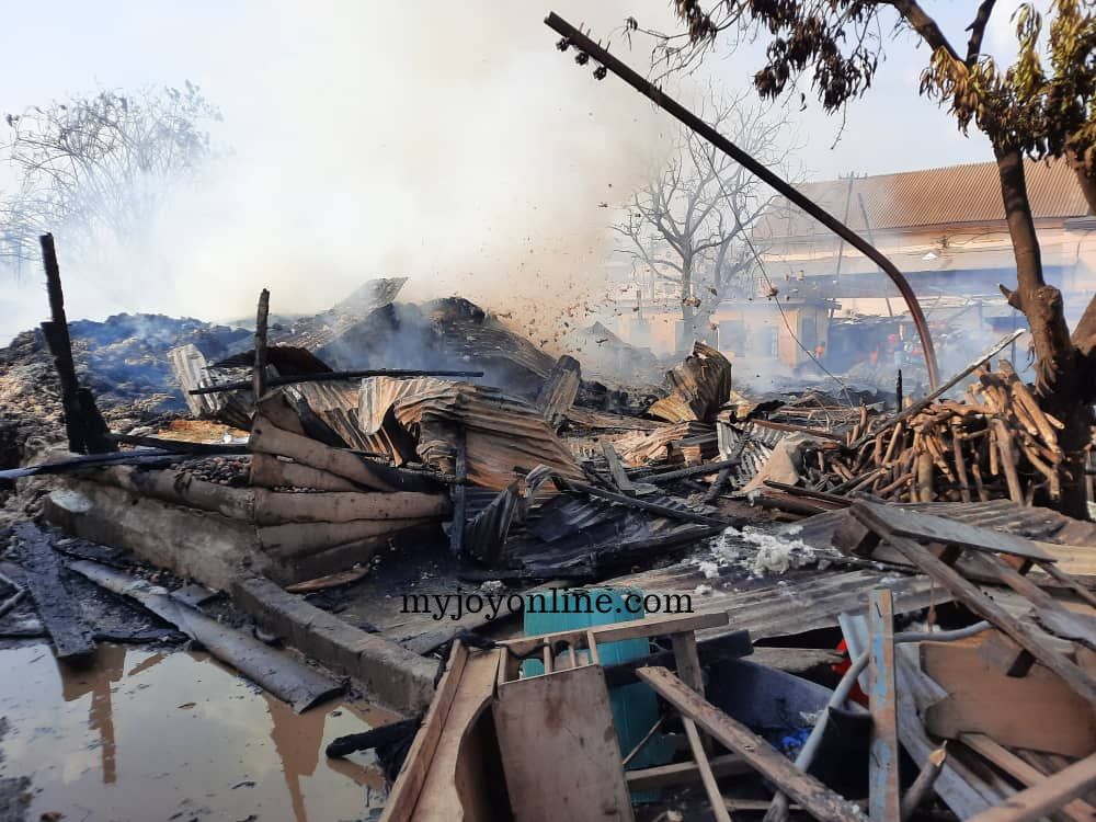 One person dies after fire razes slum at Asafo