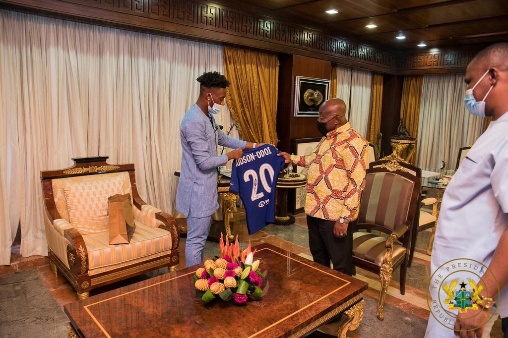 Akufo-Addo urges Sports Minister to explore possibility of Hudson-Odoi playing for Ghana Akufo-Addo urges Sports Minister to explore possibility of Hudson-Odoi playing for Ghana