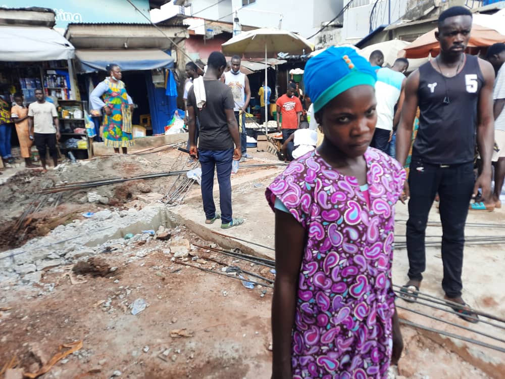 Asafo Market traders jubilate over demolition of storey building causing flood Asafo Market traders jubilate over demolition of storey building causing flood