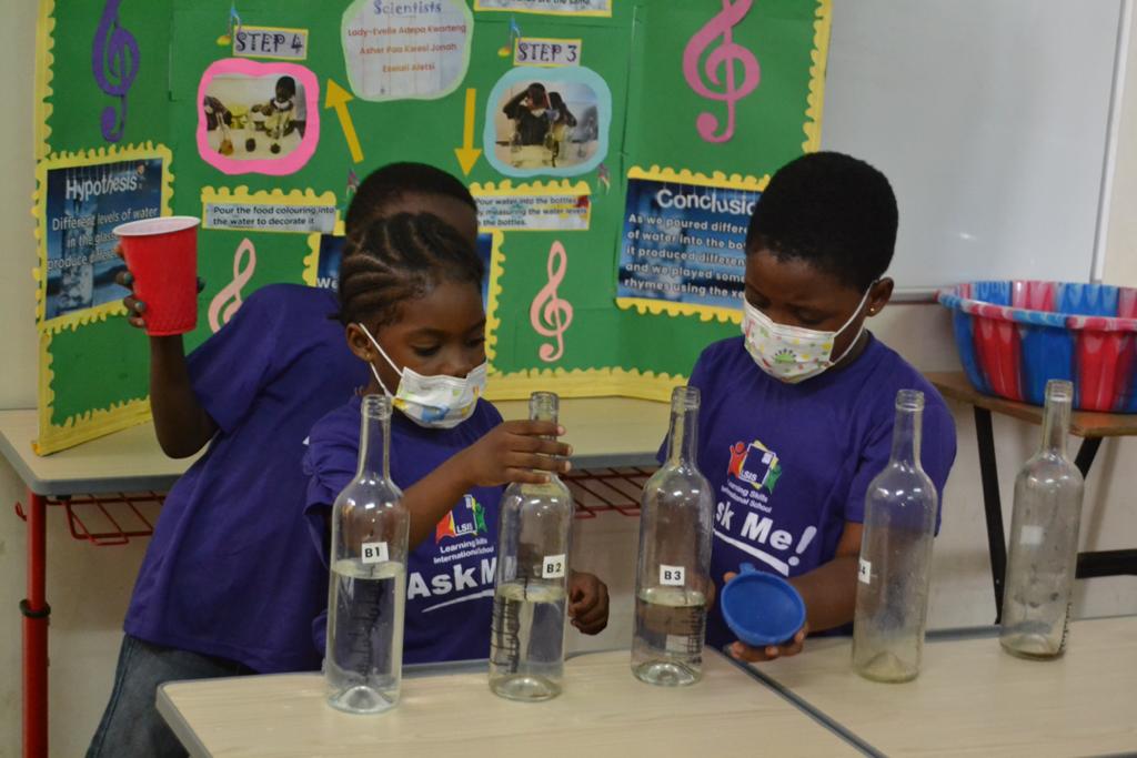 Preschoolers and elementary school students conduct science experiments at Learning Skills International School Preschoolers and elementary school students conduct science experiments at Learning Skills International School