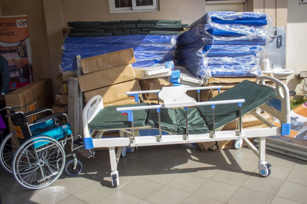 Korle Bu Hospital receives 25 beds, 10 wheelchairs from Hardford Auto Service