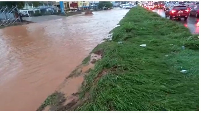 Parts of Accra flooded after 5-hour downpour