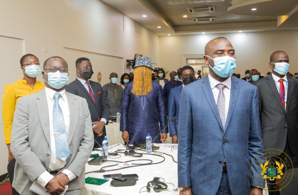 Akufo-Addo commends media for role in Covi-19 fight Akufo-Addo commends media for role in Covi-19 fight
