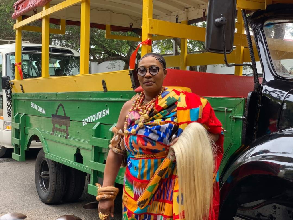 GTA outdoors city tour buses as part of 'Experience Ghana, Share Ghana' campaign GTA outdoors city tour buses as part of 'Experience Ghana, Share Ghana' campaign