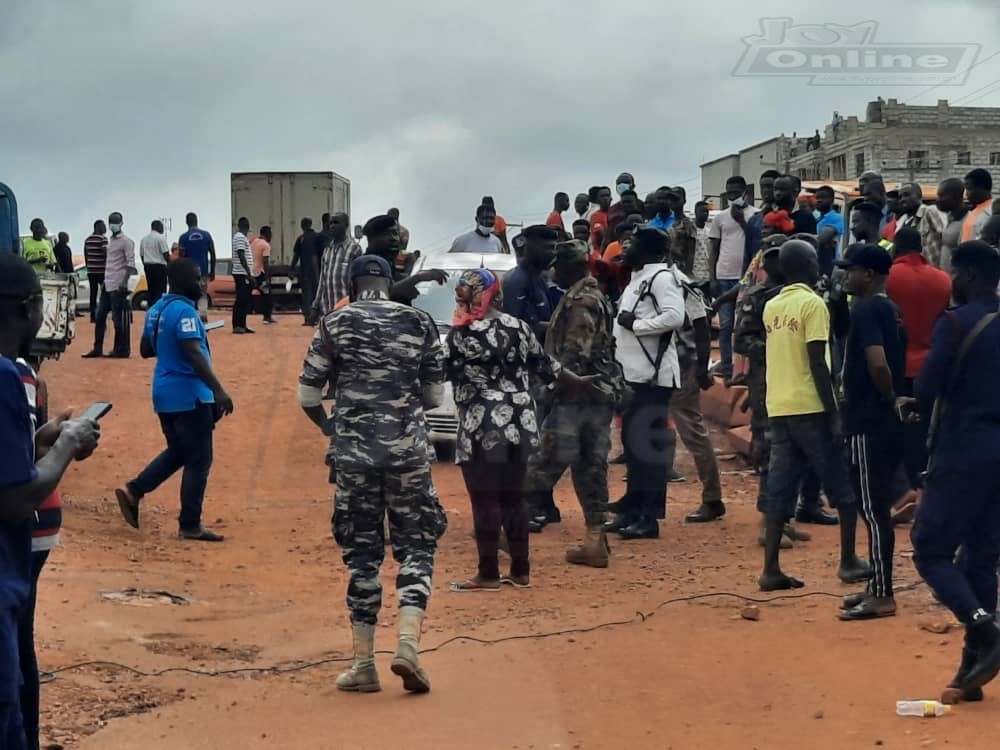 Residents of Atwima Kwanwoma block major road while in protest over stalled construction Residents of Atwima Kwanwoma block major road while in protest over stalled construction