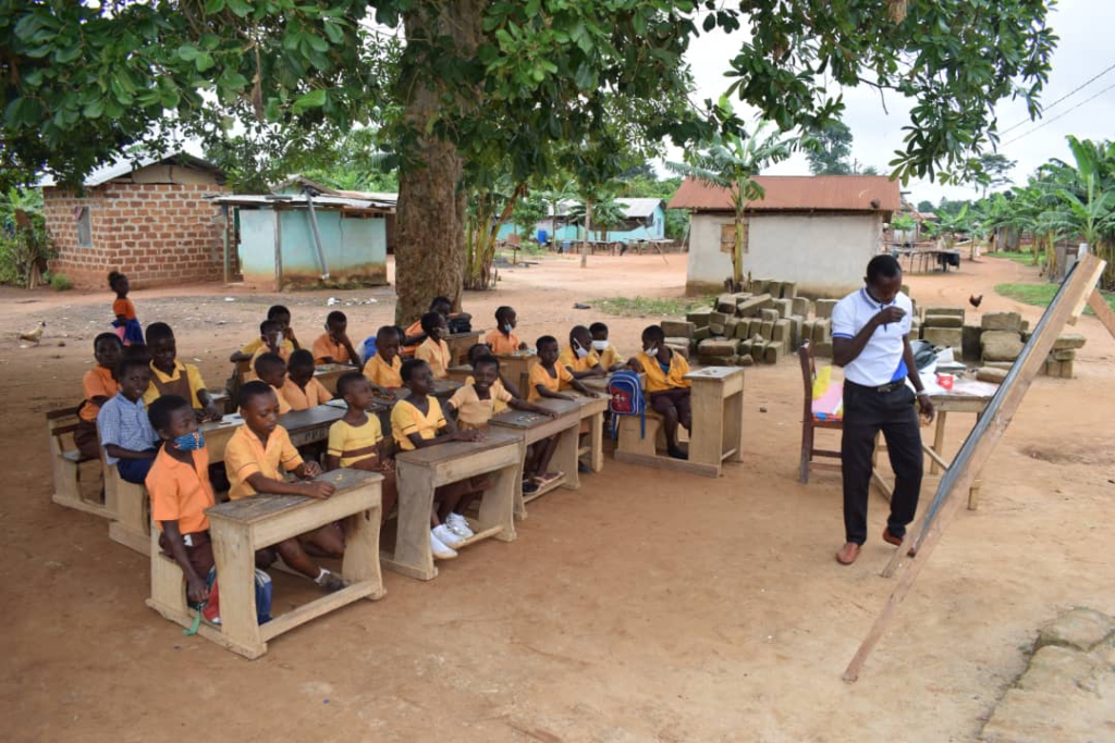 Heavy downpour collapses Tigare Basic School block; pupils study under trees