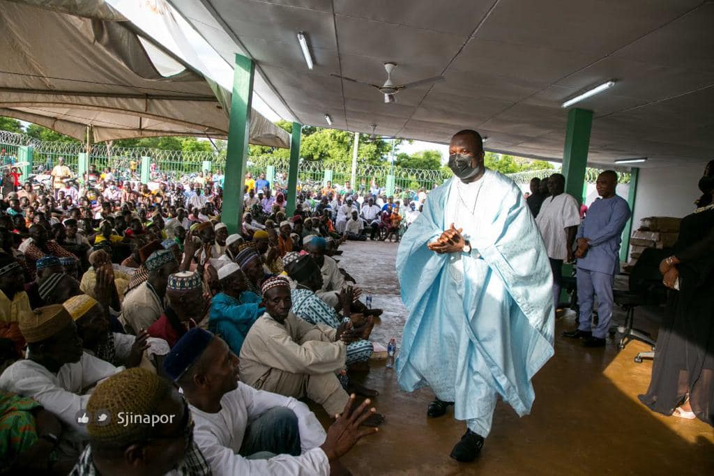 Samuel Jinapor commissions MP office at Damongo