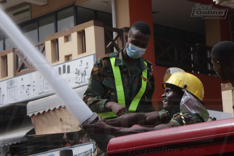 Photo: Fire and Military personnel battle Accra's toughest fire outbreak