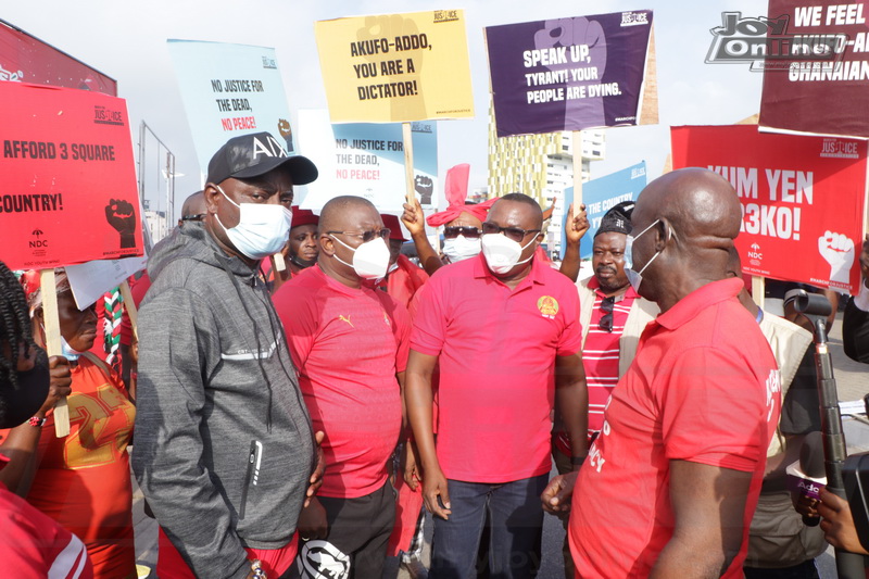 Photos : NDC marches for justice